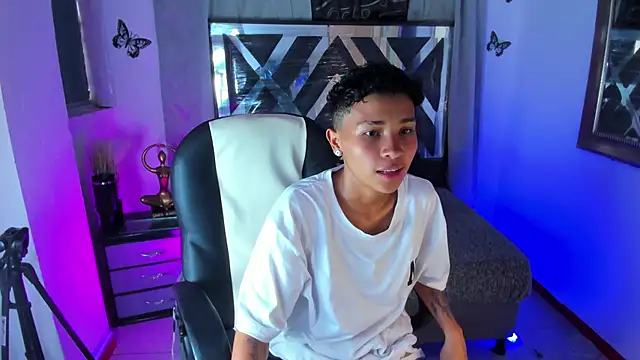 nova sex01 online show from April 23, 8:44 pm