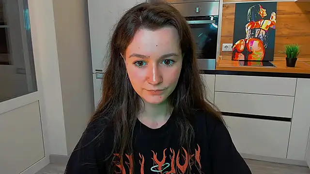 Snapshot of ameli_moon chatting on February 1, 2:13 pm ameli moon online show from February 1, 2:13 pm