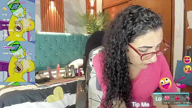 Snapshot of sabrina_dupont chatting on May 21, 1:29 pm sabrina dupont online show from May 21, 1:29 pm
