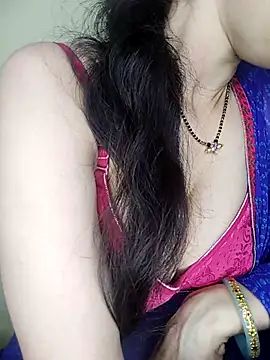 Snapshot of Fair-magic-woman chatting on January 9, 7:40 pm Fair-magic-woman online show from January 9, 7:40 pm