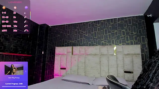 Snapshot of brenda_nova18 chatting on February 3, 11:31 am brenda nova18 online show from February 3, 11:31 am