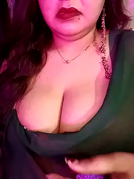 Suhanakhan00 online show from May 2, 8:08 am