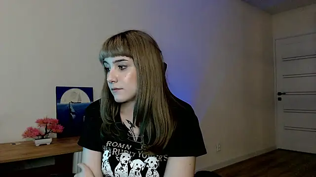 Snapshot of Princess_Shy___ chatting on March 11, 5:24 pm Princess Shy online show from March 11, 5:24 pm