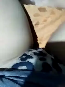 Snapshot of Karenn12 chatting on January 23, 4:52 am Karenn12 online show from January 23, 4:52 am