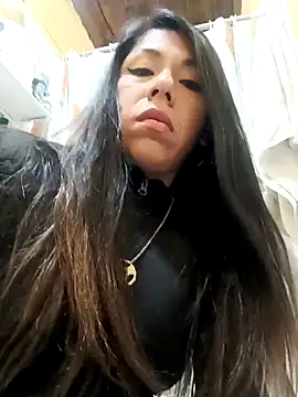 Snapshot of Karenn12 chatting on November 16, 3:23 am Karenn12 online show from November 16, 3:23 am