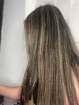 Sophie LS online show from February 18, 8:27 am