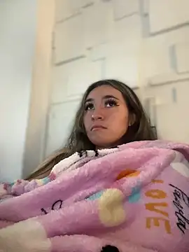 Sophie LS online show from March 3, 11:00 am