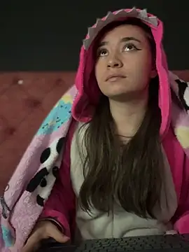 Sophie LS online show from March 8, 10:22 am