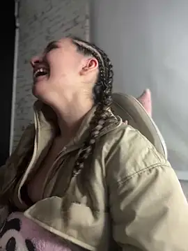 Sophie LS online show from March 9, 1:35 am