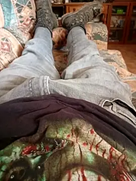 Rabocop6969 online show from October 31, 3:46 pm