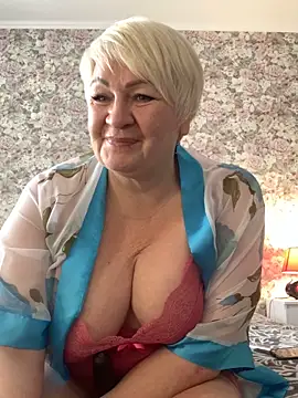 Laura Millf online show from February 8, 10:29 am