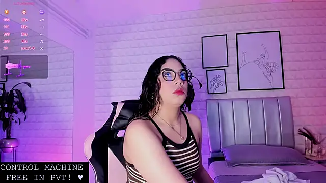 Lizzie-Evans online show from June 2, 12:07 pm