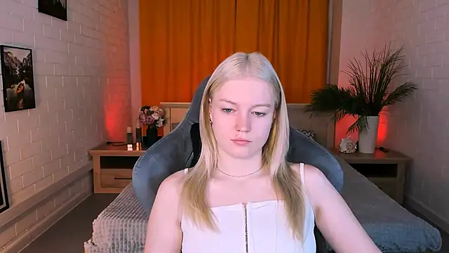 Snapshot of GraceGlamour chatting on September 22, 5:09 am GraceGlamour online show from September 22, 5:09 am