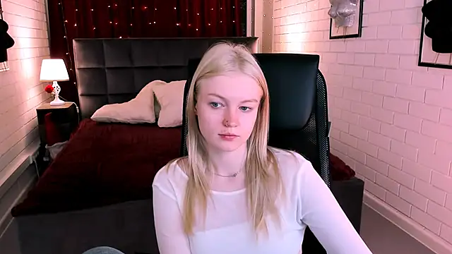 Snapshot of GraceGlamour chatting on September 26, 5:11 am GraceGlamour online show from September 26, 5:11 am