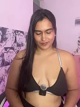 Snapshot of isabella_aristi03 chatting on June 4, 2:28 am isabella aristi03 online show from June 4, 2:28 am