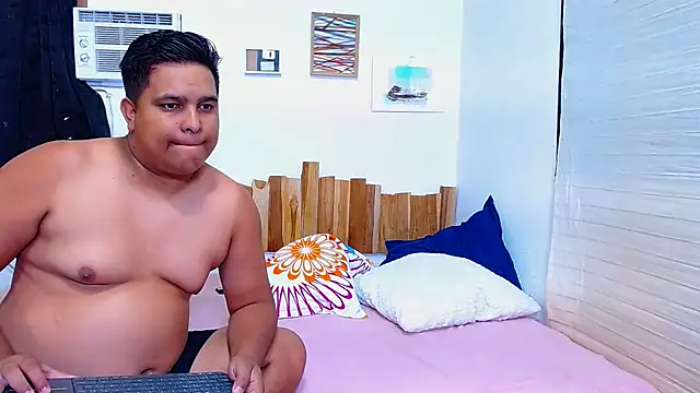 lucasandSofi online show from January 14, 1:11 am