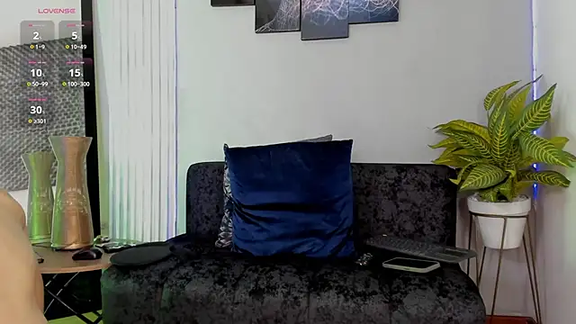 thomas eliotts online show from September 11, 7:47 pm