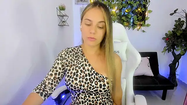 Sara lopez 28 online show from January 24, 3:24 pm