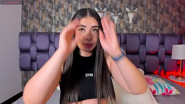 Snapshot of IsabellaAnngel chatting on October 9, 2:09 am IsabellaAnngel online show from October 9, 2:09 am