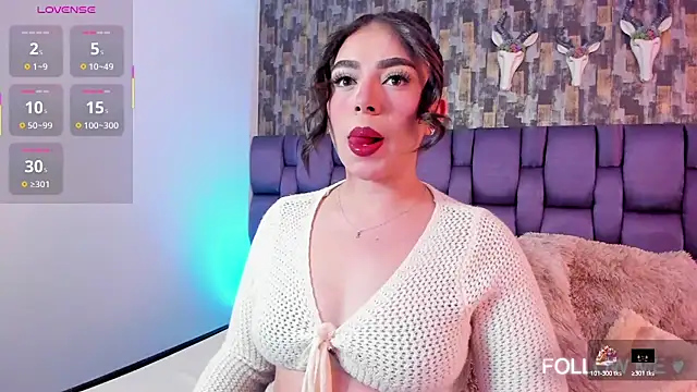 Snapshot of IsabellaAnngel chatting on November 22, 4:11 am IsabellaAnngel online show from November 22, 4:11 am