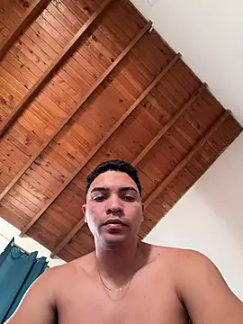 Snapshot of Thiago_Santo_ chatting on June 14, 9:28 pm Thiago Santo online show from June 14, 9:28 pm
