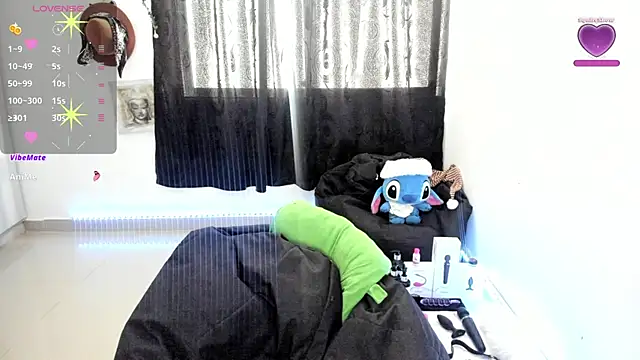 Snapshot of natasha777_v chatting on December 23, 9:08 pm natasha777 v online show from December 23, 9:08 pm