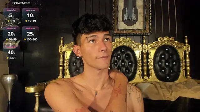 Snapshot of Alexx_tc chatting on December 15, 10:07 am Alexx tc online show from December 15, 10:07 am