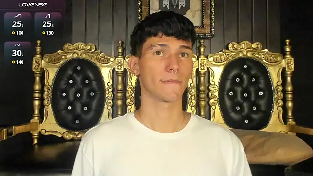 Snapshot of Alexx_tc chatting on January 6, 4:58 am Alexx tc online show from January 6, 4:58 am