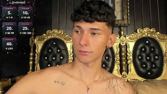 Snapshot of Alexx_tc chatting on January 7, 6:59 am Alexx tc online show from January 7, 6:59 am