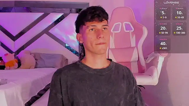 Snapshot of Alexx_tc chatting on January 10, 7:14 am Alexx tc online show from January 10, 7:14 am