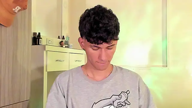 Snapshot of Alexx_tc chatting on February 21, 3:34 am Alexx tc online show from February 21, 3:34 am