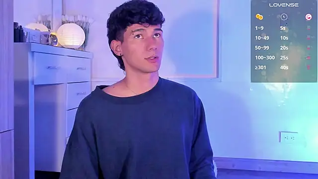 Snapshot of Alexx_tc chatting on March 23, 7:09 am Alexx tc online show from March 23, 7:09 am