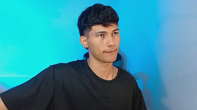 Snapshot of Alexx_tc chatting on September 14, 8:13 am Alexx tc online show from September 14, 8:13 am