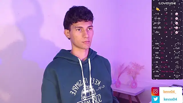 Snapshot of Alexx_tc chatting on October 15, 2:44 am Alexx tc online show from October 15, 2:44 am