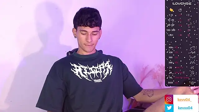 Snapshot of Alexx_tc chatting on October 15, 4:29 pm Alexx tc online show from October 15, 4:29 pm