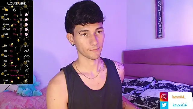 Snapshot of Alexx_tc chatting on October 17, 2:26 am Alexx tc online show from October 17, 2:26 am