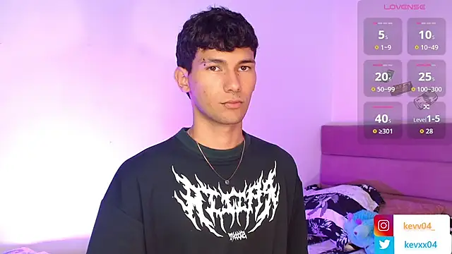 Snapshot of Alexx_tc chatting on November 21, 2:21 am Alexx tc online show from November 21, 2:21 am