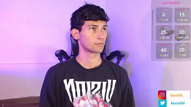 Snapshot of Alexx_tc chatting on November 26, 5:08 am Alexx tc online show from November 26, 5:08 am