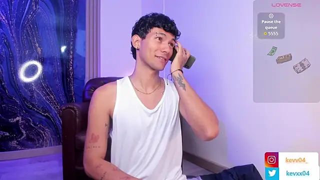 Snapshot of Alexx_tc chatting on November 29, 6:05 am Alexx tc online show from November 29, 6:05 am