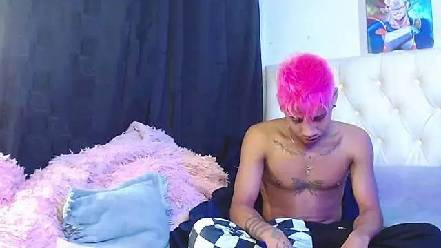 Snapshot of Sexys_Boys_Hot1 chatting on January 28, 6:27 am Sexys Boys Hot1 online show from January 28, 6:27 am