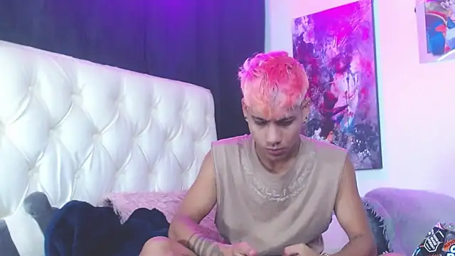 Snapshot of Sexys_Boys_Hot1 chatting on February 11, 1:31 am Sexys Boys Hot1 online show from February 11, 1:31 am