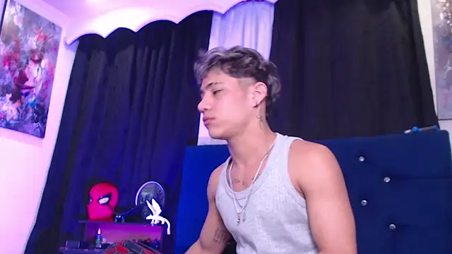 Sexys Boys Hot1 online show from June 9, 1:17 am