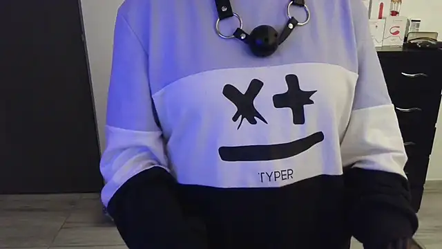 thomascooper7 online show from February 24, 3:02 am