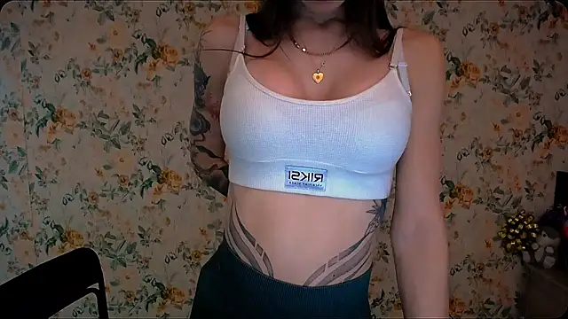 Snapshot of Asia_N_ chatting on January 21, 7:26 am Asia N  online show from January 21, 7:26 am