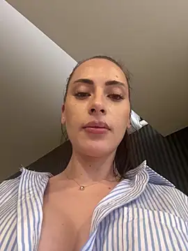 NattyPierce online show from December 31, 6:37 am