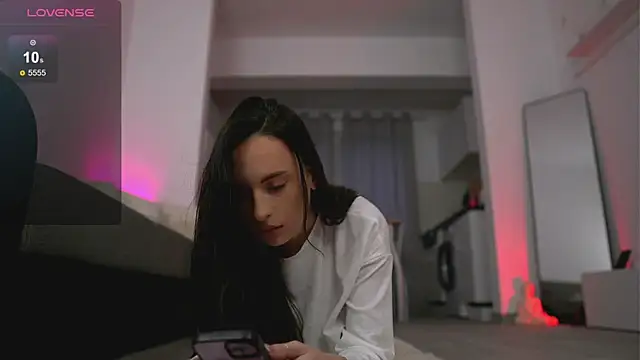 NattyPierce online show from February 8, 5:40 am