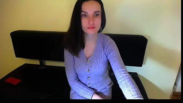 LaimaV  online show from December 23, 1:45 pm