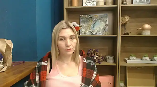 Snapshot of _sexy_lady chatting on December 12, 9:08 am  sexy lady online show from December 12, 9:08 am