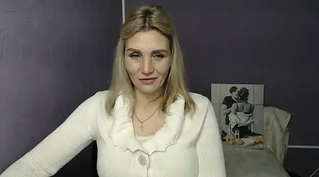 Snapshot of _sexy_lady chatting on December 28, 2:10 pm  sexy lady online show from December 28, 2:10 pm