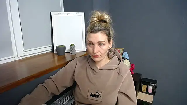 Snapshot of _sexy_lady chatting on January 4, 1:10 pm  sexy lady online show from January 4, 1:10 pm